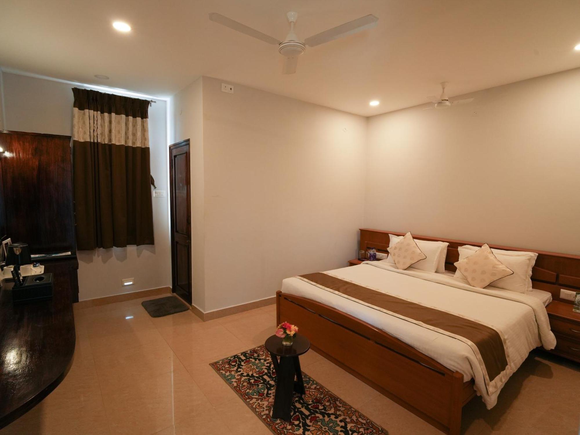 Mgm Whispering Wind'S Yelagiri Hotel Exterior photo