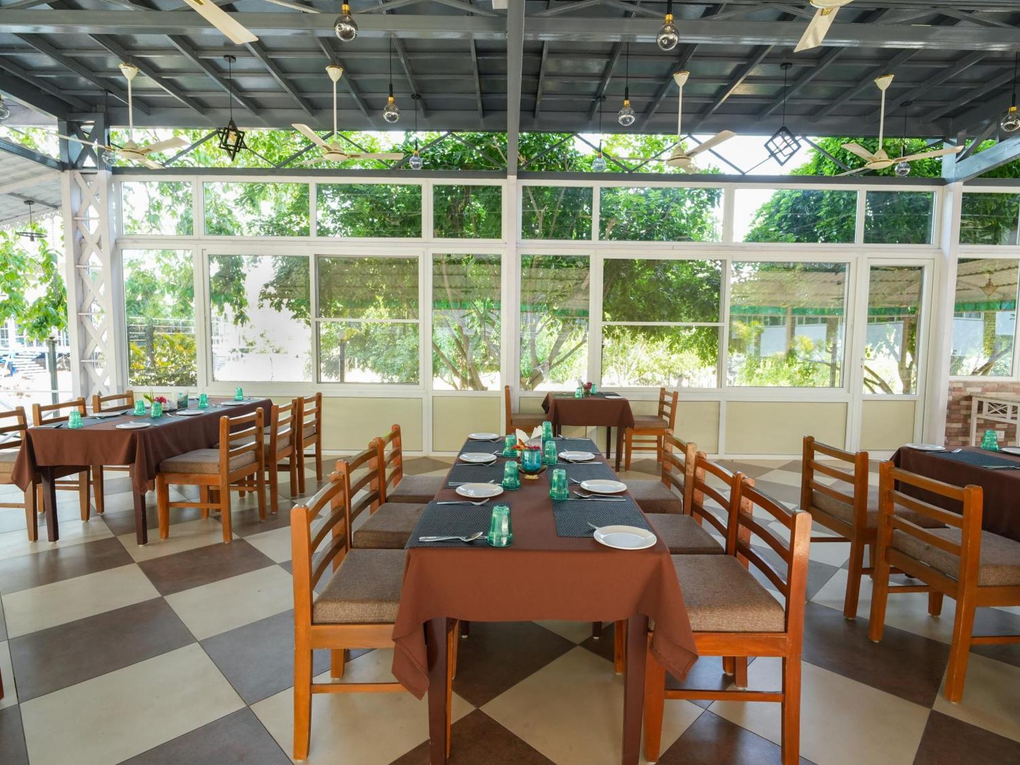 Mgm Whispering Wind'S Yelagiri Hotel Exterior photo